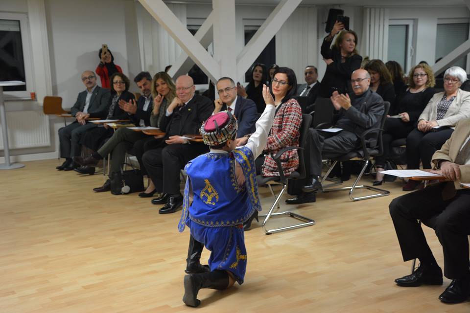 53413524_2436987573001020_6252686541399785472_n