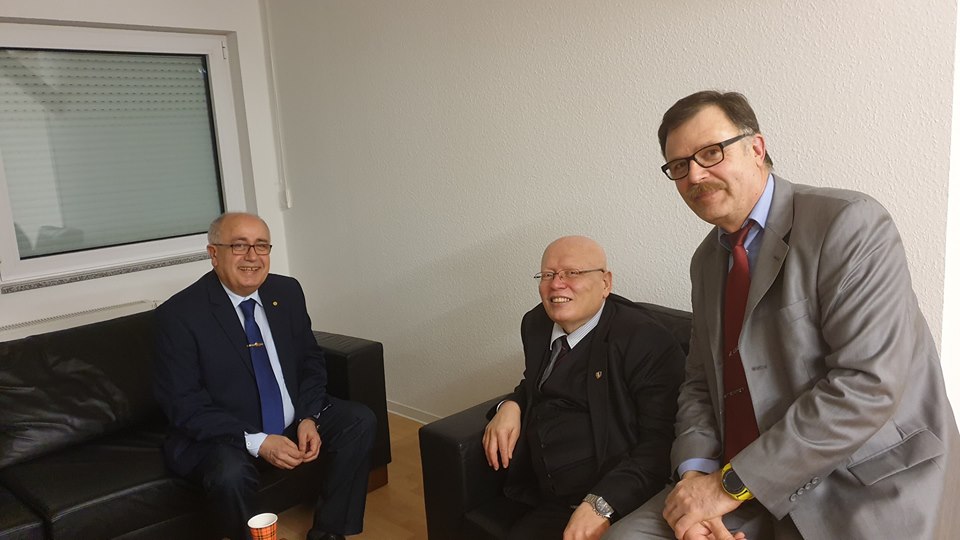 53637736_563090934193179_5101567256609947648_n